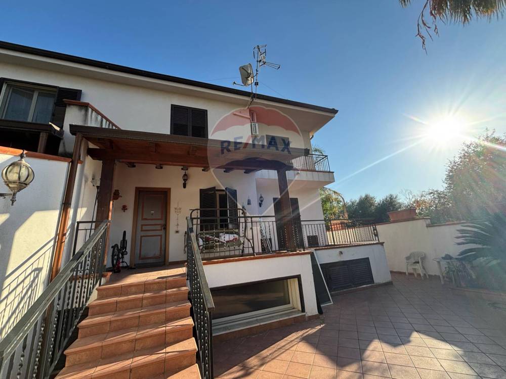 casa indipendente in vendita a Capaci