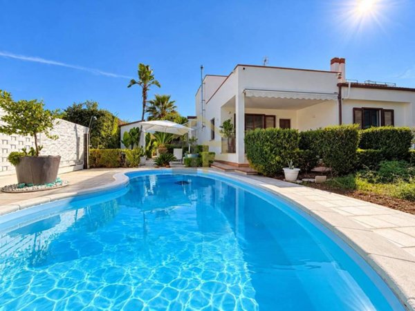 casa indipendente in vendita a Capaci