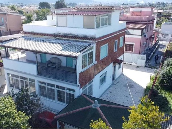 casa indipendente in vendita a Carini