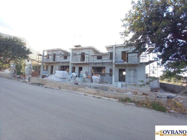 casa indipendente in vendita a Carini