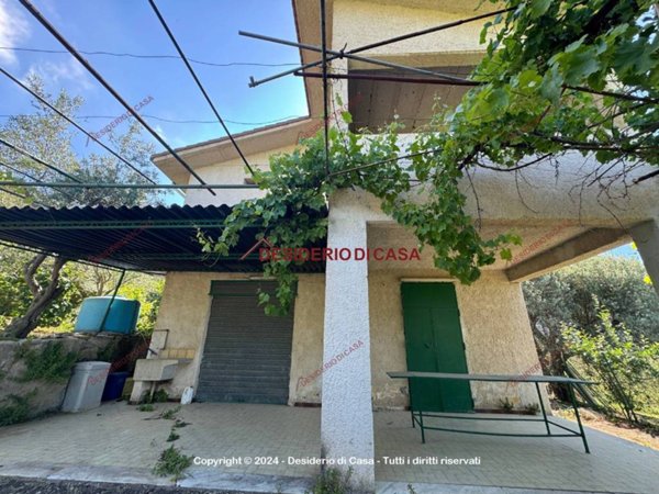 casa indipendente in vendita a Carini