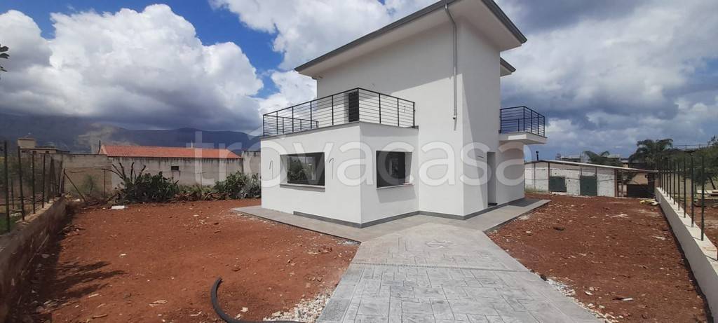 casa indipendente in vendita a Carini