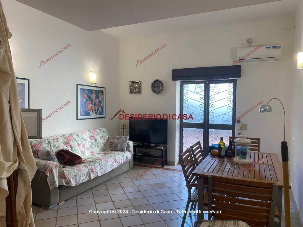 casa indipendente in vendita a Carini