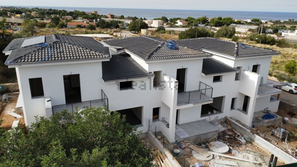 casa indipendente in vendita a Carini in zona Villagrazia di Carini