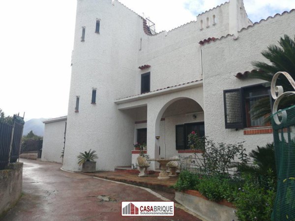 casa indipendente in vendita a Carini