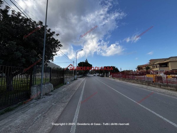 casa indipendente in vendita a Carini
