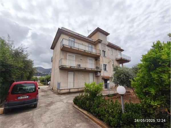 appartamento in vendita a Carini in zona Bivio Foresta