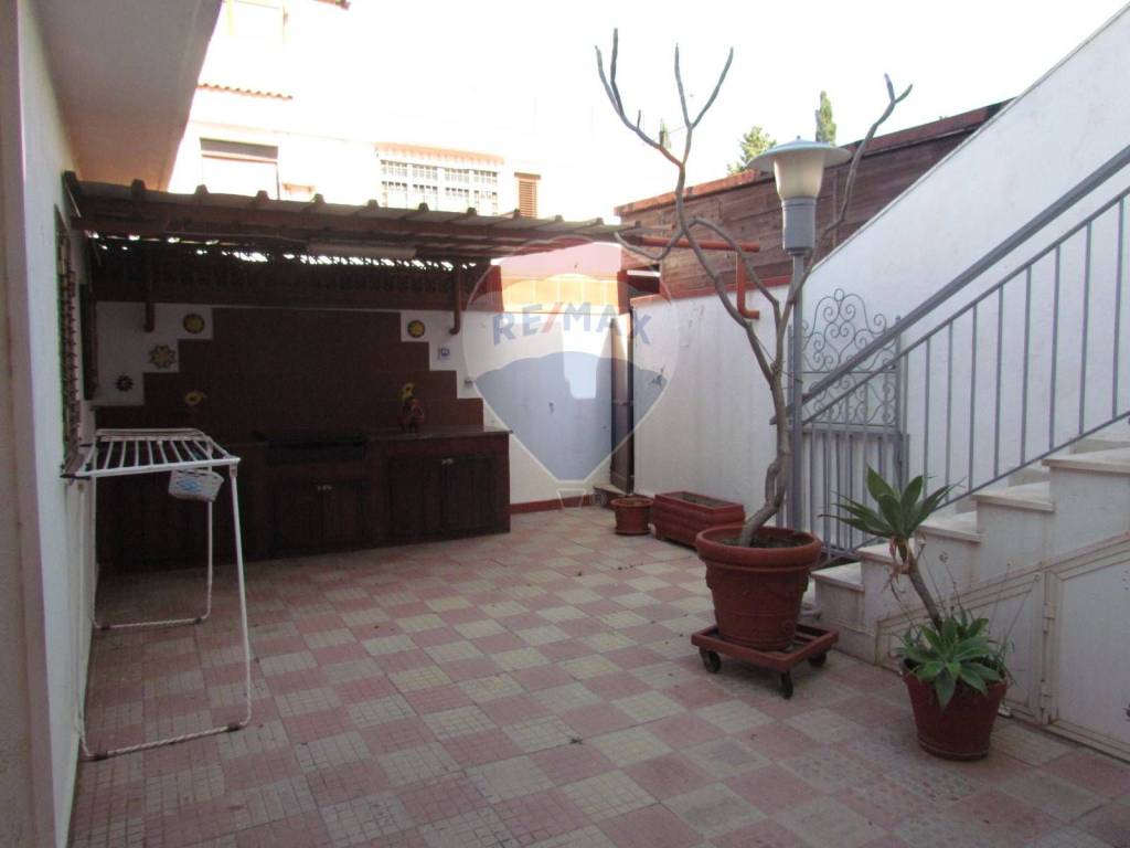 casa indipendente in vendita a Carini in zona Villagrazia di Carini