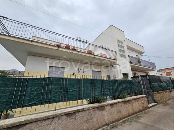 appartamento in vendita a Carini in zona Villagrazia di Carini