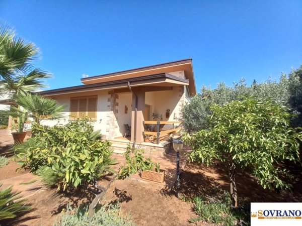 casa indipendente in vendita a Carini in zona Villagrazia di Carini