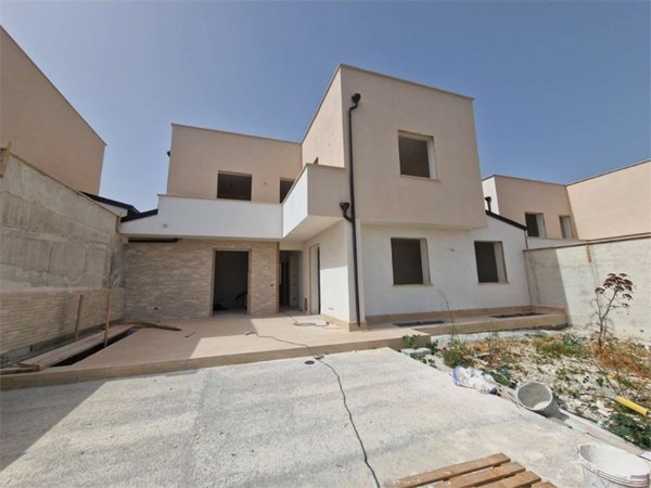 casa indipendente in vendita a Carini in zona Villagrazia di Carini