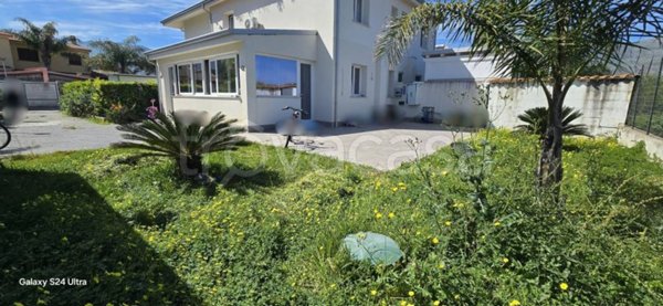 casa indipendente in vendita a Carini in zona Villagrazia di Carini