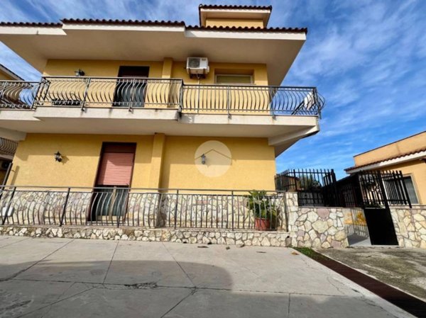 appartamento in vendita a Carini in zona Villagrazia di Carini