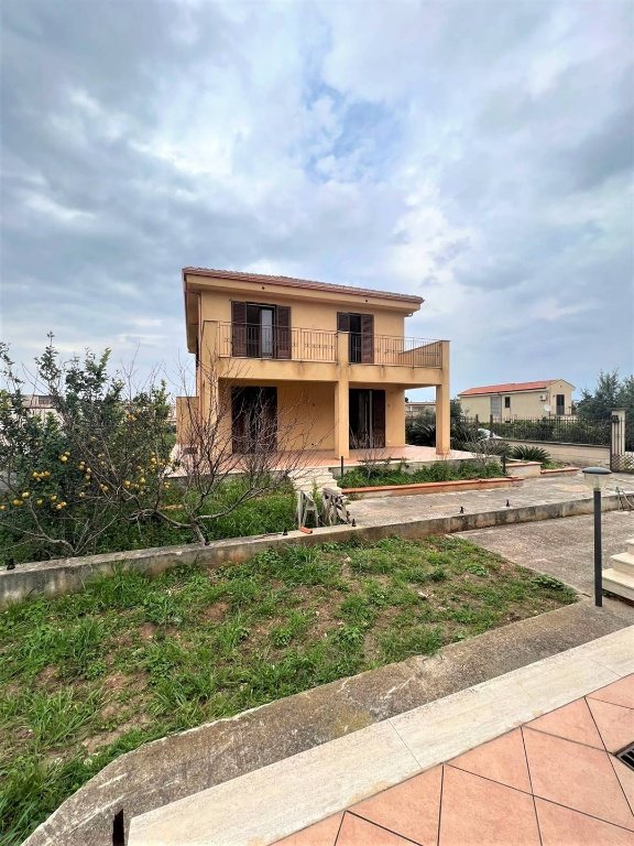 quadrivano in vendita a Carini in zona Villagrazia di Carini