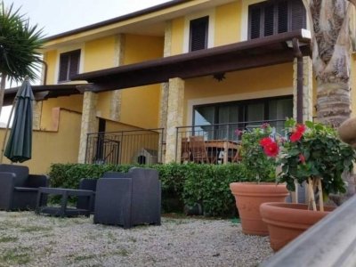 casa indipendente in vendita a Carini
