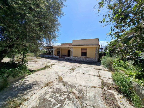 appartamento in vendita a Carini in zona Villagrazia di Carini