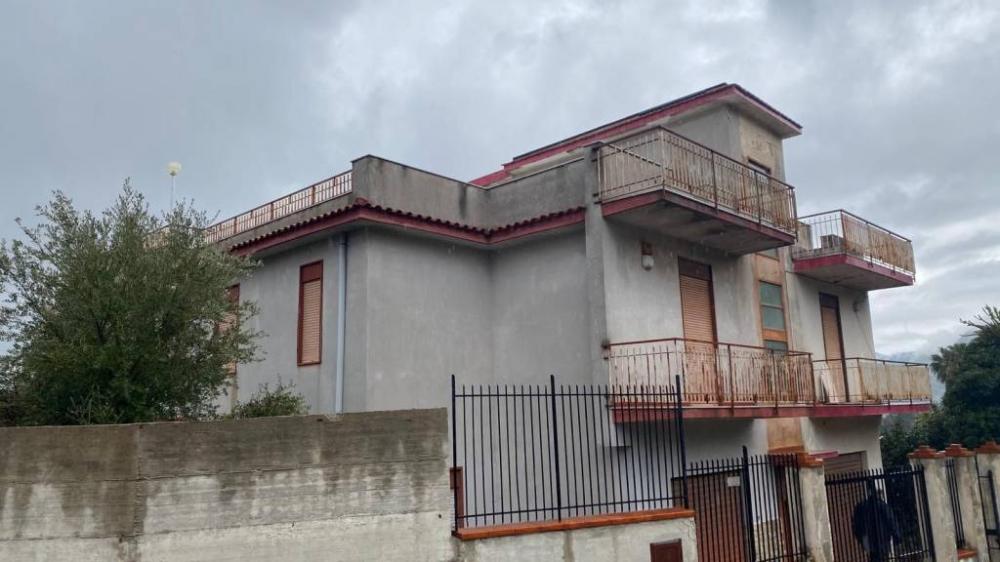 casa indipendente in vendita a Carini