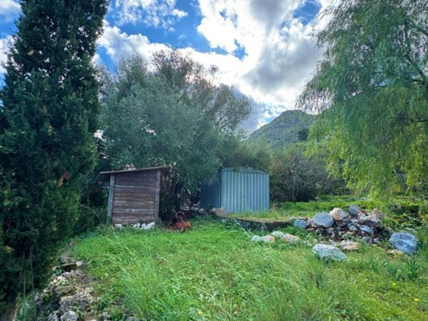 casa indipendente in vendita a Carini