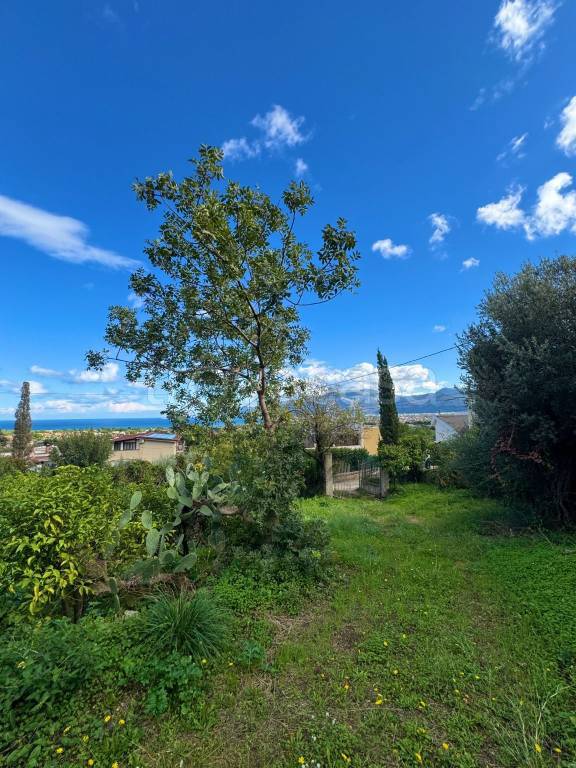 appartamento in vendita a Carini in zona Villagrazia di Carini