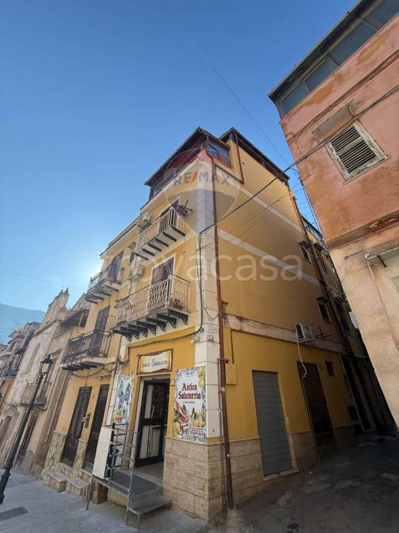 casa indipendente in vendita a Carini