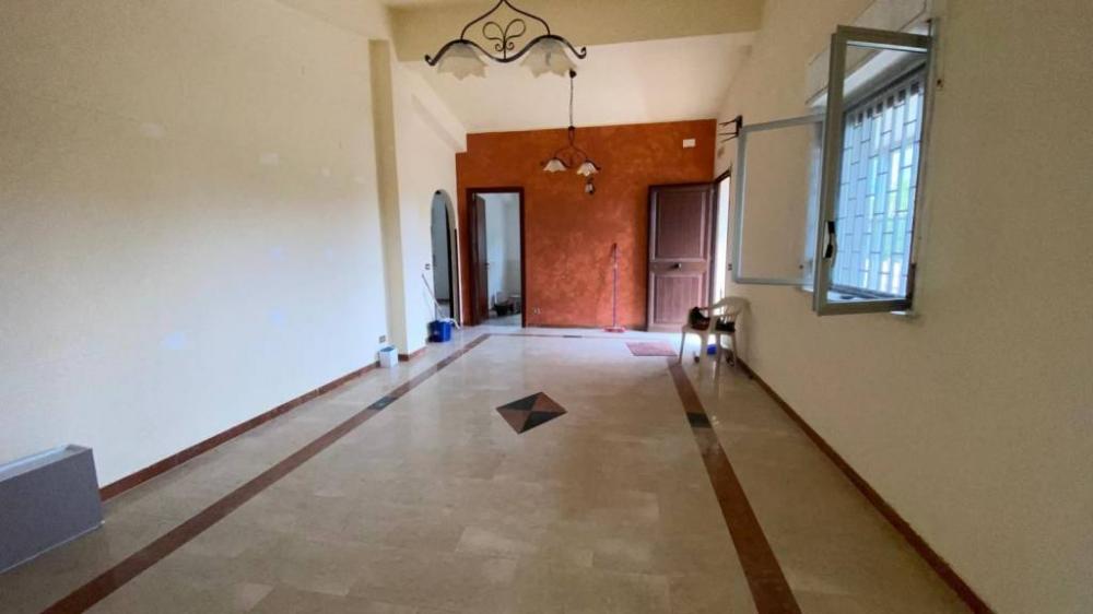 casa indipendente in vendita a Carini