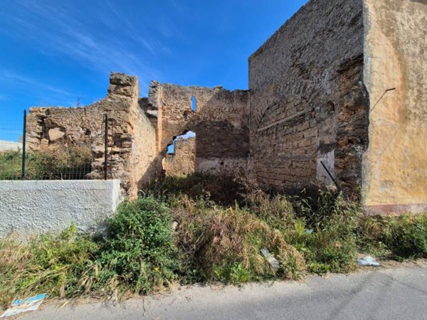 intera palazzina in vendita a Carini