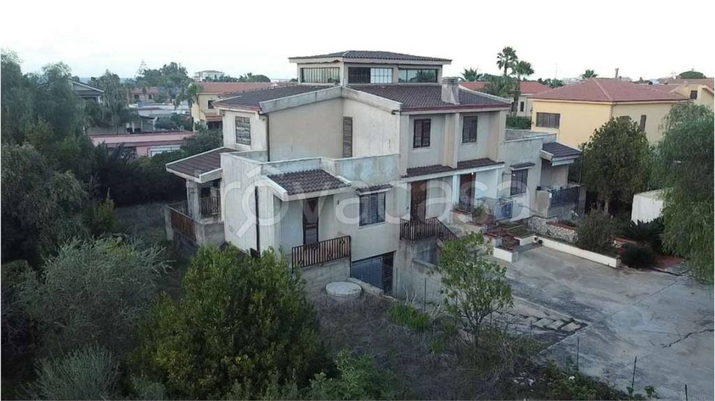casa indipendente in vendita a Carini