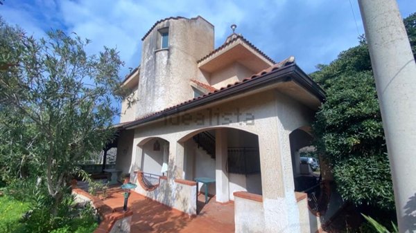 casa indipendente in vendita a Carini in zona Villagrazia di Carini