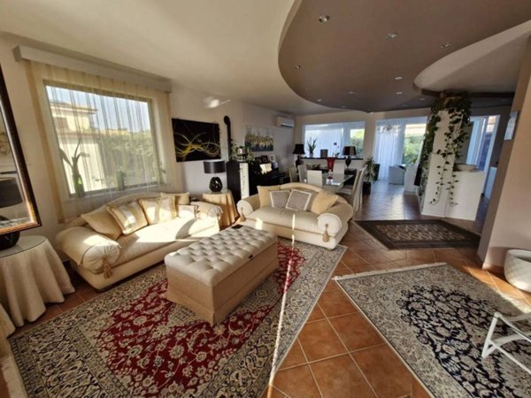 casa indipendente in vendita a Carini
