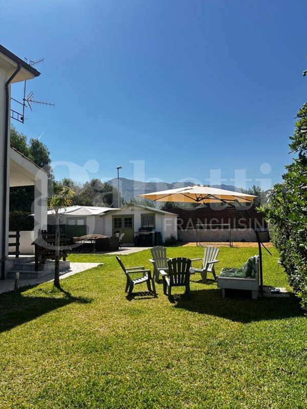 casa indipendente in vendita a Carini