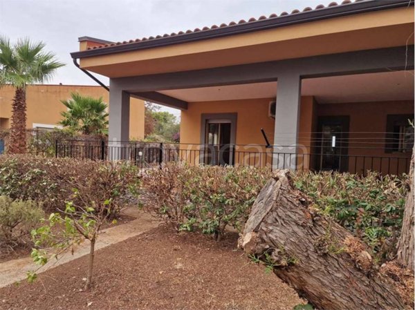 casa indipendente in vendita a Carini in zona Villagrazia di Carini