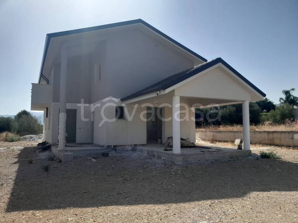 casa indipendente in vendita a Carini in zona Villagrazia di Carini