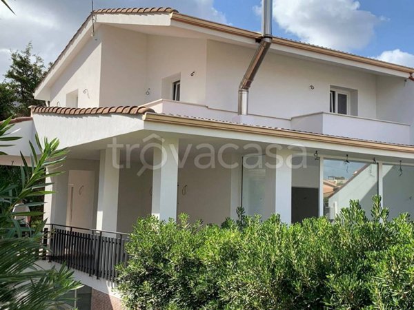 casa indipendente in vendita a Carini in zona Villagrazia di Carini