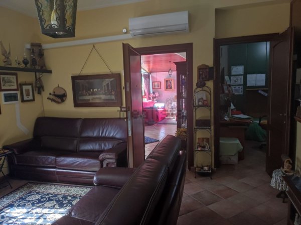 casa indipendente in vendita a Carini in zona Villagrazia di Carini