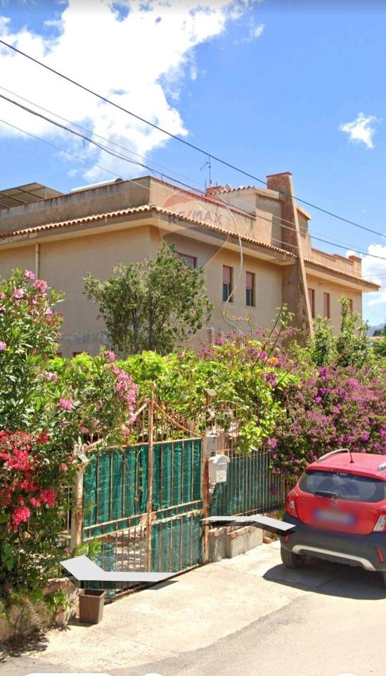 appartamento in vendita a Carini in zona Villagrazia di Carini