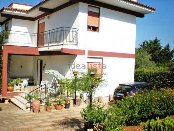 casa indipendente in vendita a Carini in zona Villagrazia di Carini