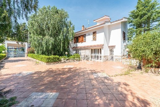 casa indipendente in vendita a Carini
