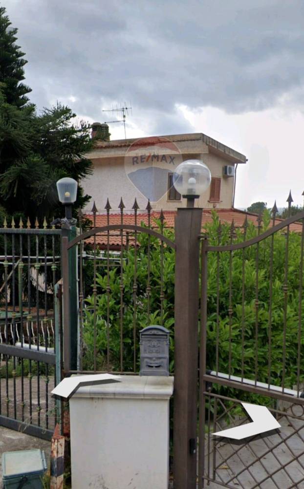 casa indipendente in vendita a Carini