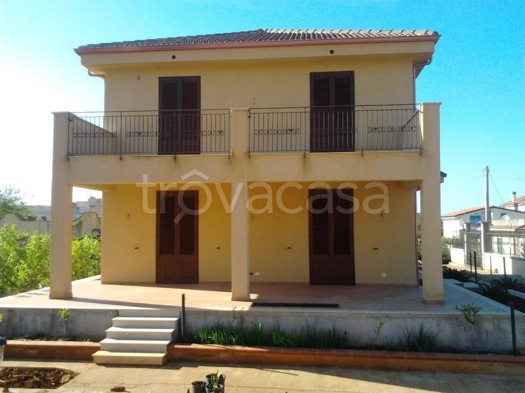 casa indipendente in vendita a Carini