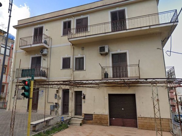 intera palazzina in vendita a Carini