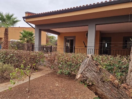 casa indipendente in vendita a Carini in zona Villagrazia di Carini