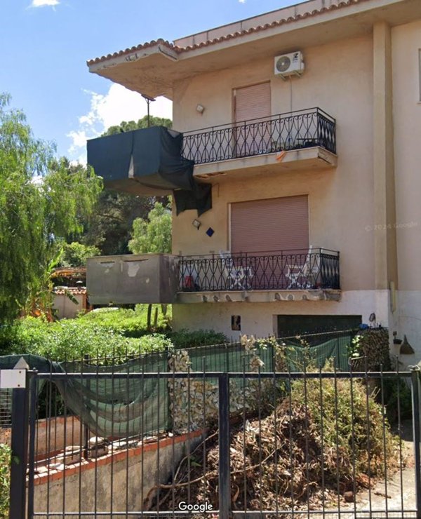 casa indipendente in vendita a Carini in zona Villagrazia di Carini