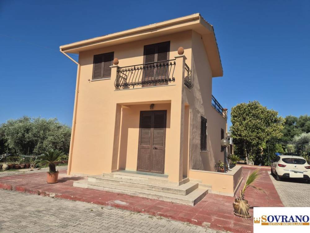 casa indipendente in vendita a Carini in zona Villagrazia di Carini