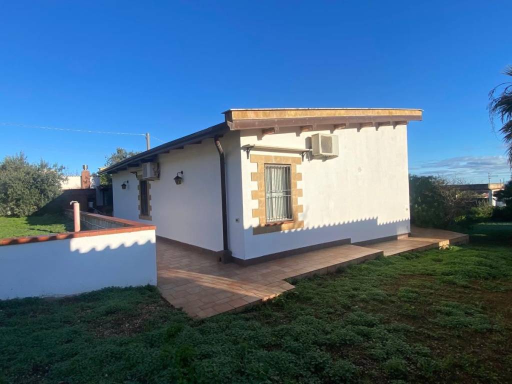 casa indipendente in vendita a Carini