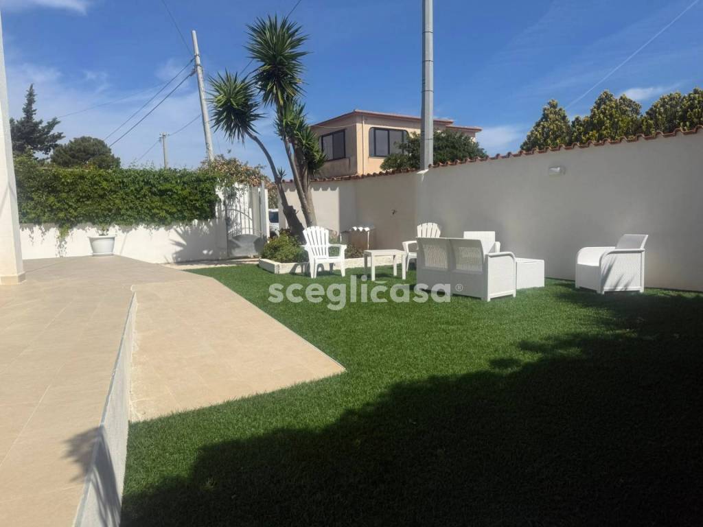 casa indipendente in vendita a Carini