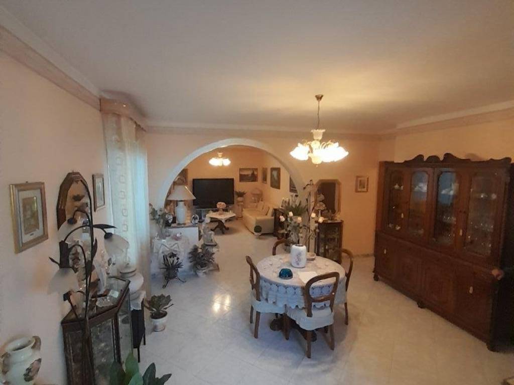 casa indipendente in vendita a Carini