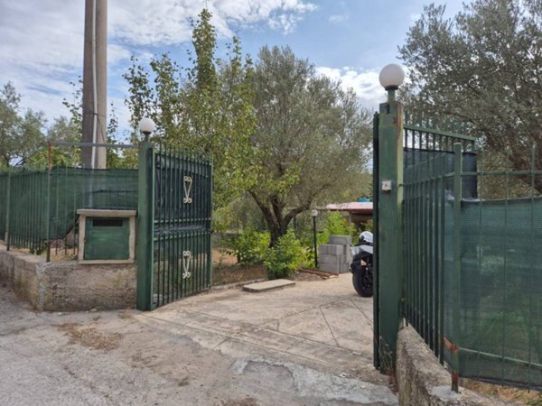 casa indipendente in vendita a Carini