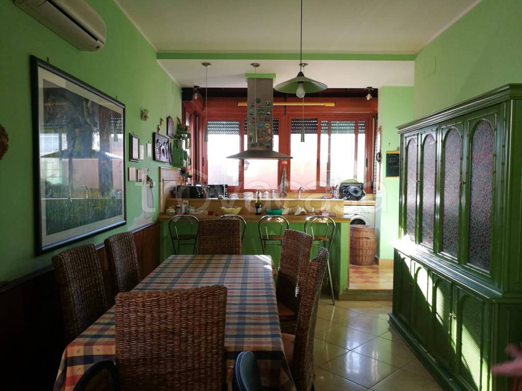 casa indipendente in vendita a Carini in zona Villagrazia di Carini