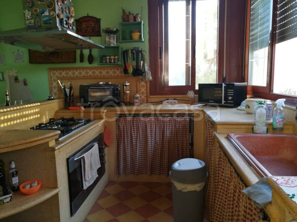 casa indipendente in vendita a Carini in zona Villagrazia di Carini
