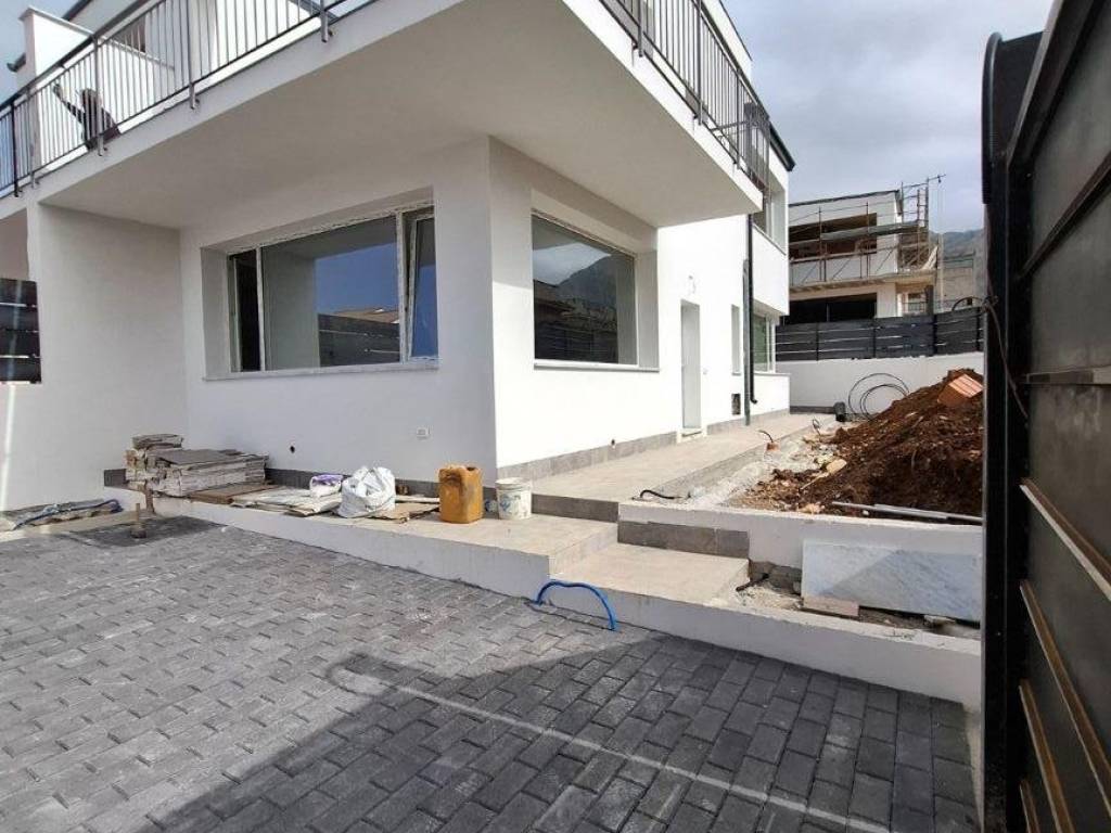 casa indipendente in vendita a Carini